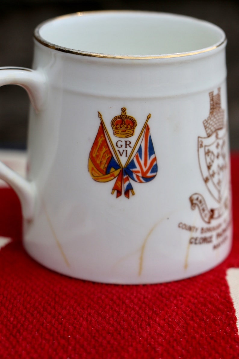 King George V1 and Queen Elizabeth. 1937 Coronation Commemorative china tea mug