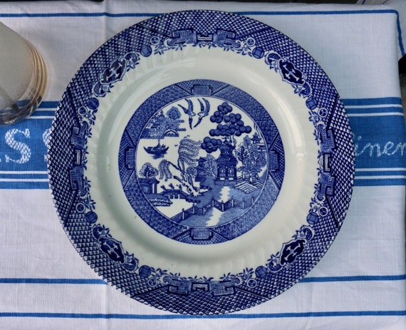 Blue and top white willow