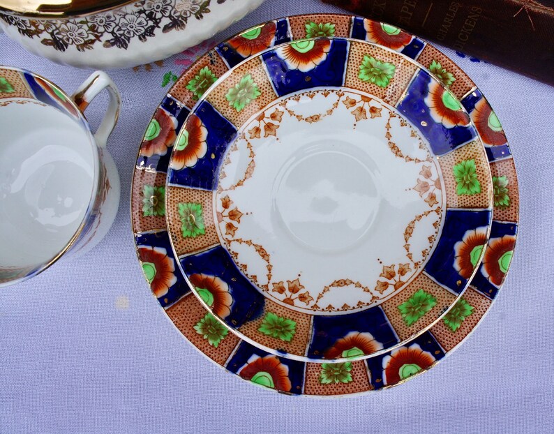 1930/'s Royal Albion China fine bone china sandwich plate Imari design English Tea Party.