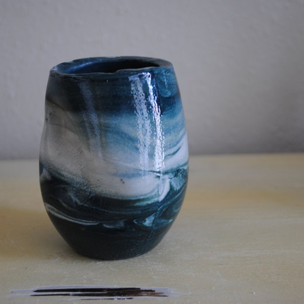 Blue and White Marbled Porcelain Stemless Wine Glass