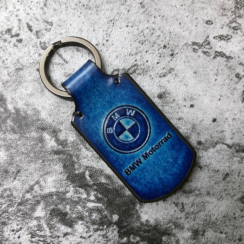 Kith BMW Rondel Leather Keyring キーホルダー Kith x BMW Rondel Leather Keyring Vitality - FW24 - US