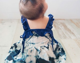 Sanamu Mädchen Kleid & Jumpsuit Schnittmuster: Rüschen-Träger (PDF-Muster)