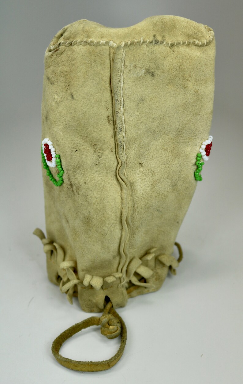 Vintage First Nation Native American Sioux Pouch Soft Leather Hand Beaded 6h x 3.75w c1930s