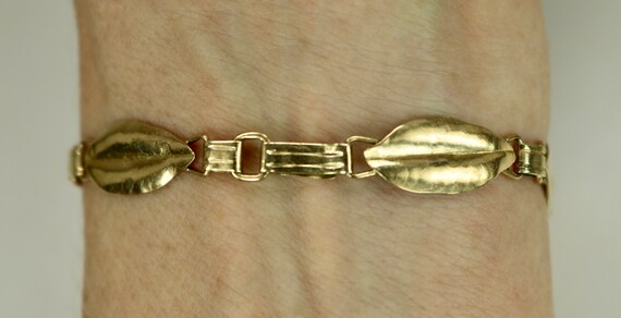 Vintage Ladies 14K Yellow Gold Leaf Link Bracelet… - image 6