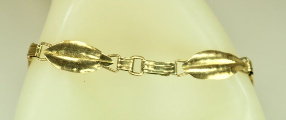 Vintage Ladies 14K Yellow Gold Leaf Link Bracelet… - image 3