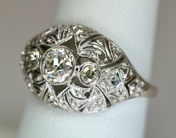 Antique Art Deco Era Ladies Ring Platinum 14K 0.6… - image 2