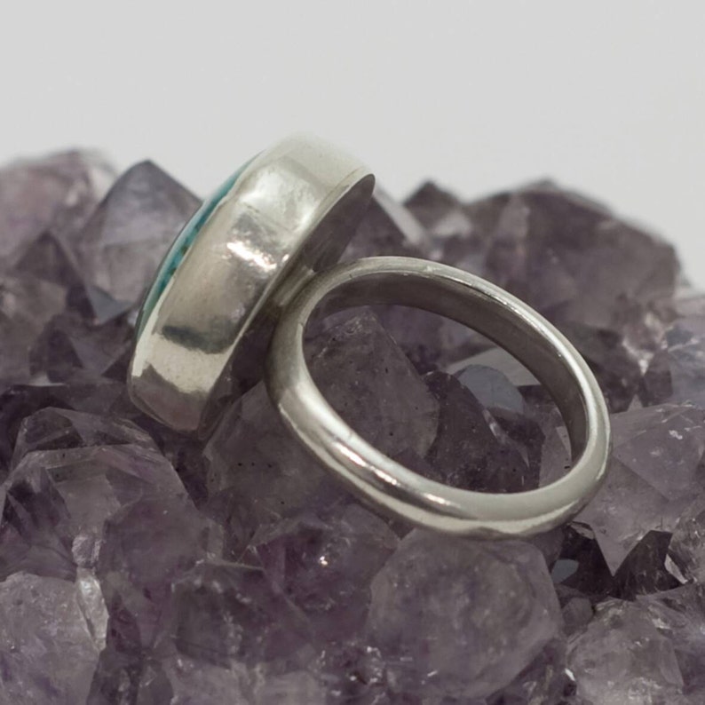 Sterling silver green turquoise round ring