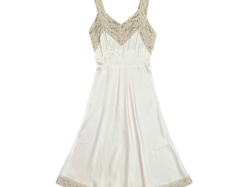 1930s-1940s Heavenly Silk Lingerie by Fischer Pink Pure Silk and Lace Slip Dress - XS-Small