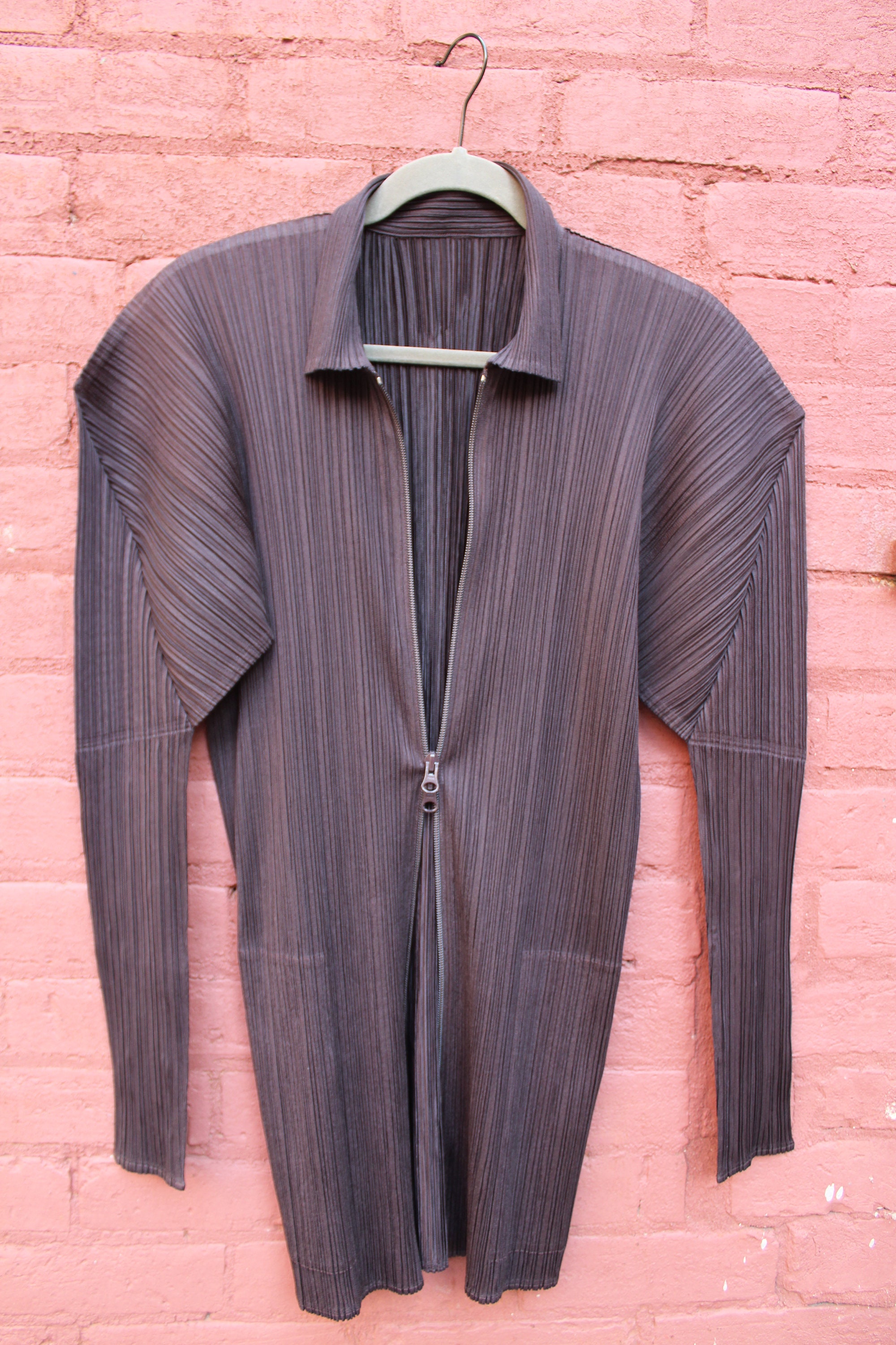 HOMME PLISSÉ ISSEY MIYAKE SS22 