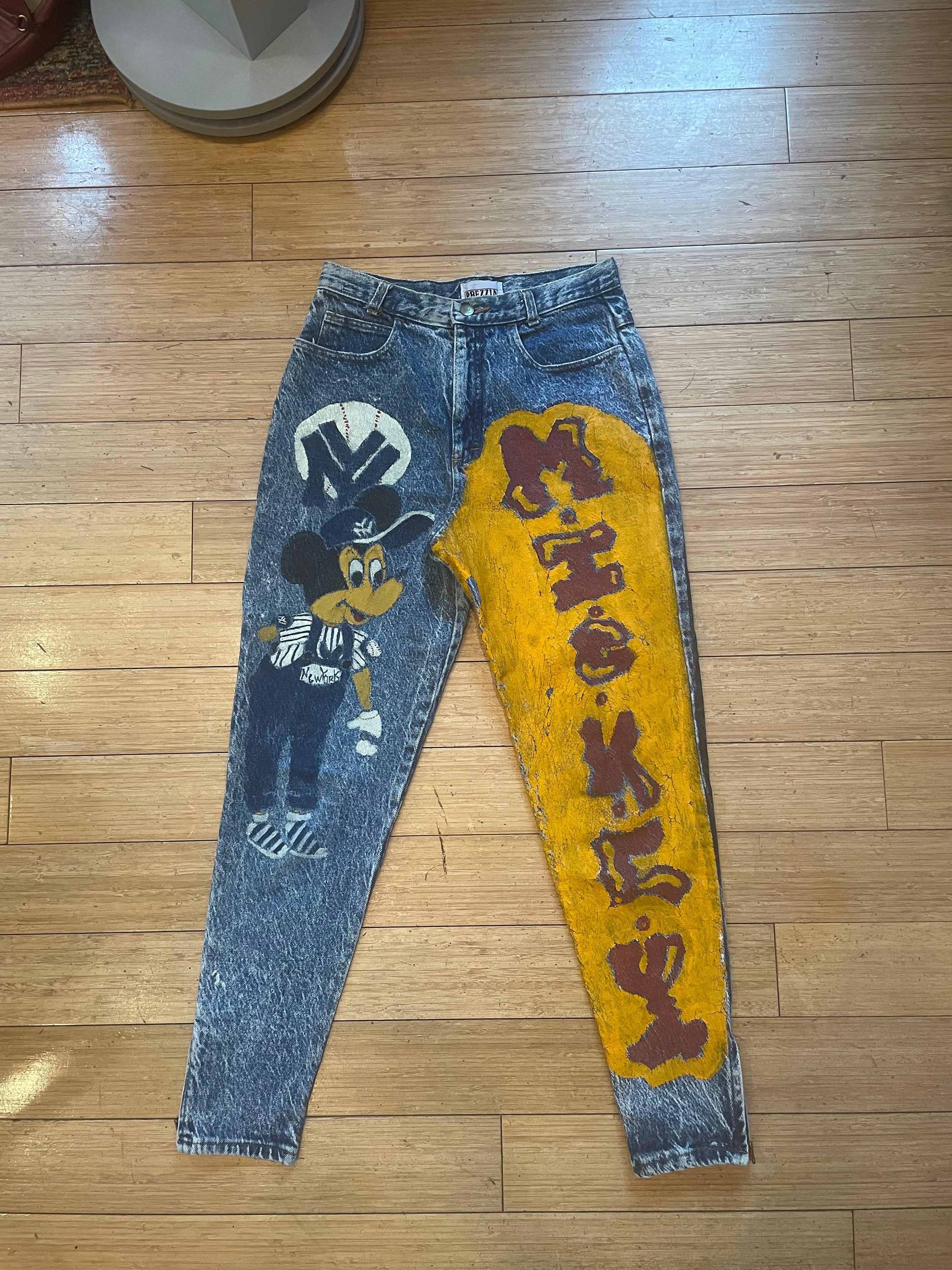 パンツ UNUSED - Painted Denim Pants 1990s Hand Painted Denim Jeans, Vintage 1993 Graduation