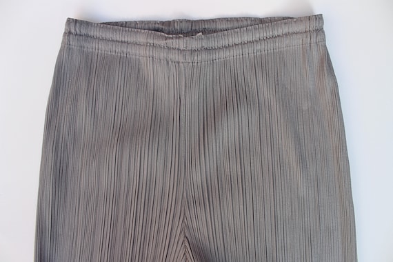 PLEATS PLEASE ISSEY MIYAKE ロングパンツ グレー　４ Gray Pleated Trousers by PLEATS PLEASE ISSEY MIYAKE on Sale