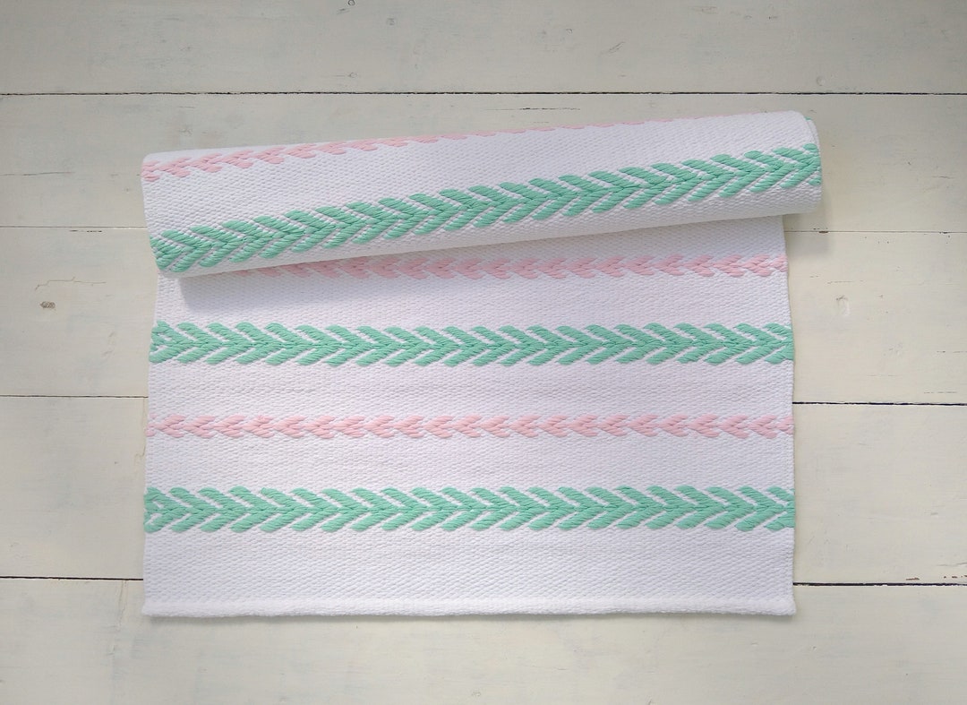 31x55 Rug Handmade White Cotton Rug, Mint & Pink, Scandinavian Style (31x55 Inch ...