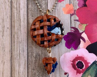 Collar de rebanada de pastel, collar de encanto agradecido, colgante de pastel, joyería de postre, hecho a mano, collar de pastel, dulces en miniatura, gratitud, lindo