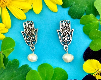 Hamsa Earrings, Mother's Day, Pearl Earrings, Fresh Water Pearl Earrings, Filigree Hamsa Post Earrings, Jewish Earrings, Rosh Hashanah Gift