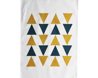 Graphic Tea Towel with triangles