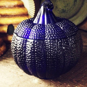 Blue glass Pumpkin-Glass Pumpkin Shaped Canister-Cookie Jar-Candy Ja -Pumpkin Primative-Halloween decor-Cobalt Pumpkin-Fall decoration