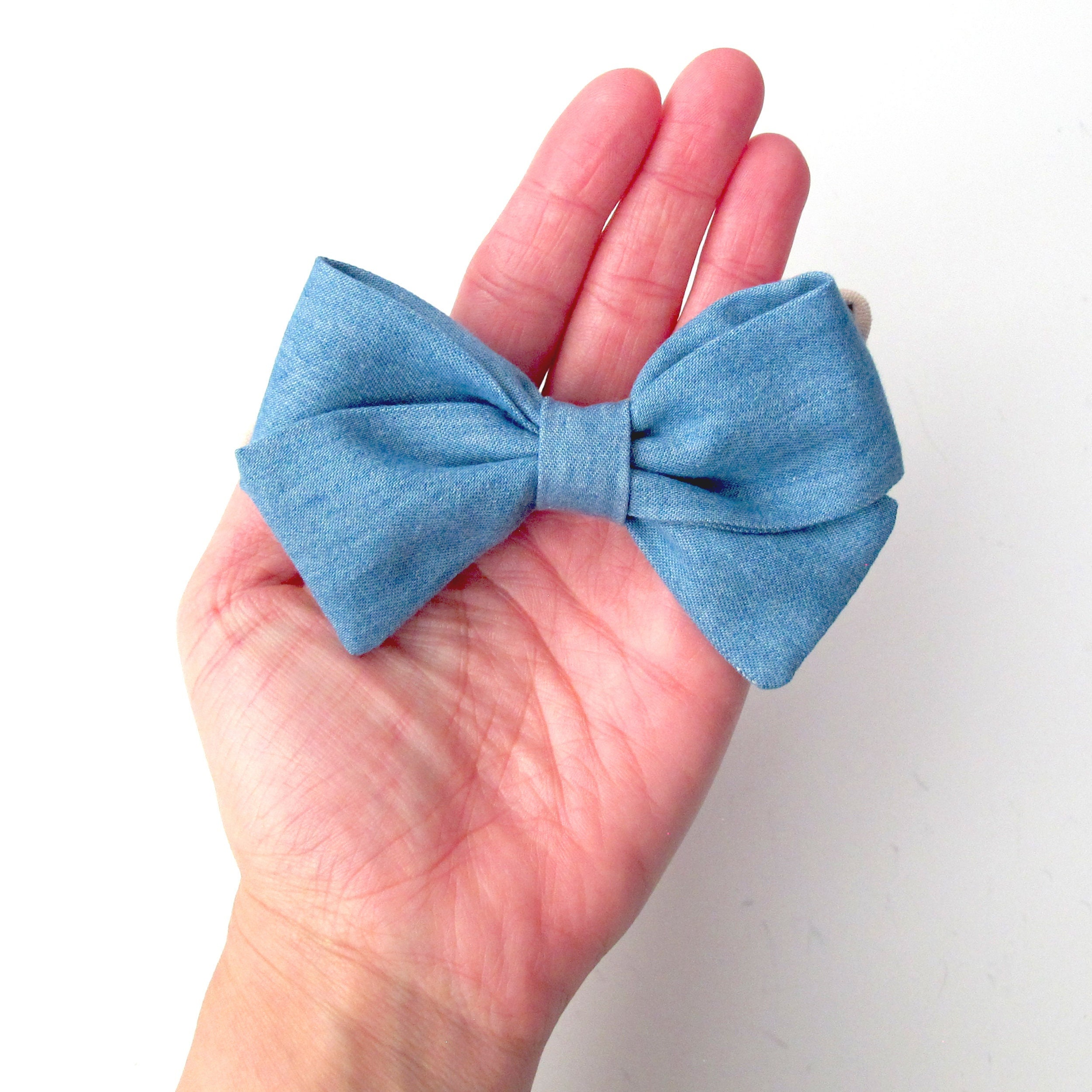 Denim Embroidered Circle Letter Bow Tie made with Alligator hair clip, –  Pineapple Paw Prints