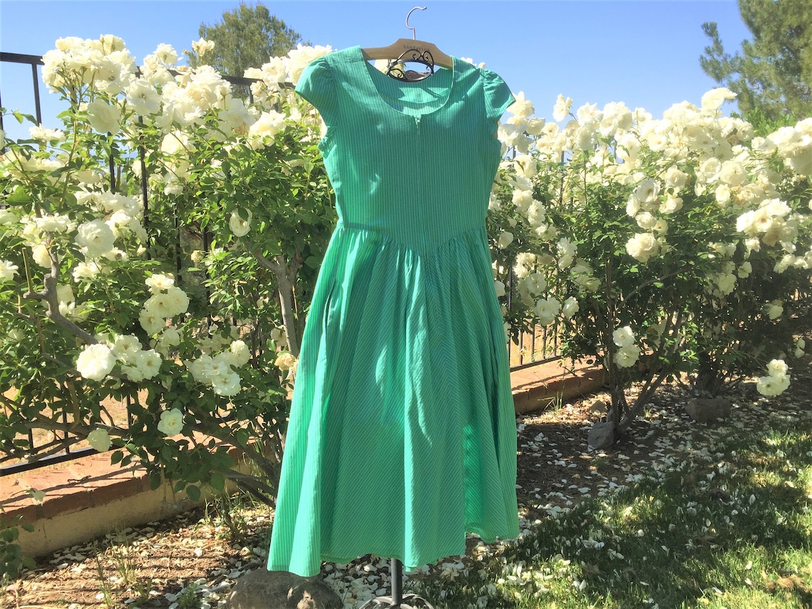 Minty Green Tea Party Dress by Jane Schaffhausen for BELLE Etsy