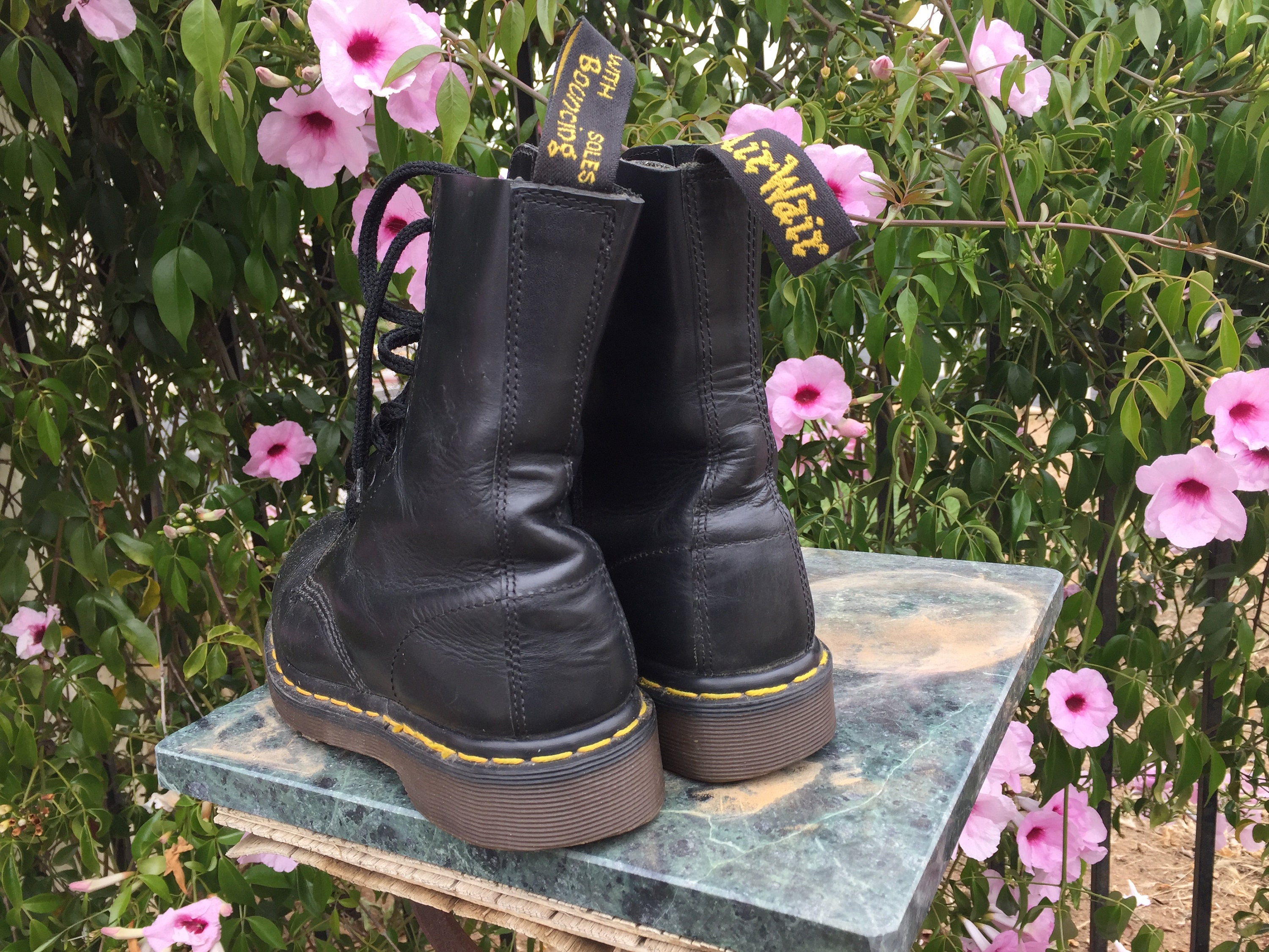 DR MARTENS AIR Wair Heavy Black Leather Ankle Combat Boots Size