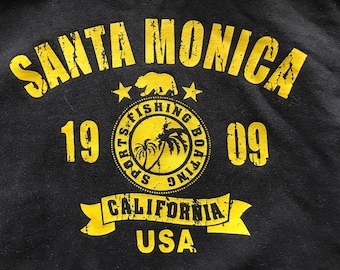 SANTA MONICA CALIFORNIA Surfer Hoodie Size large 100% Cotton Pullover with huge graphics Kangaroo Pocket Drawstring hood Fleecy inside