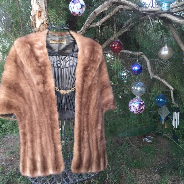 1950s Light Brown Mink Shawl  Cape, Capelet, Wrap, Bolero  STUNNING fur  Amazing Tailoring Demi Buff Ranch Wild Hue