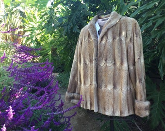 Vintage Muskrat Fur Coat – Medium-Large, Wide Cuffs