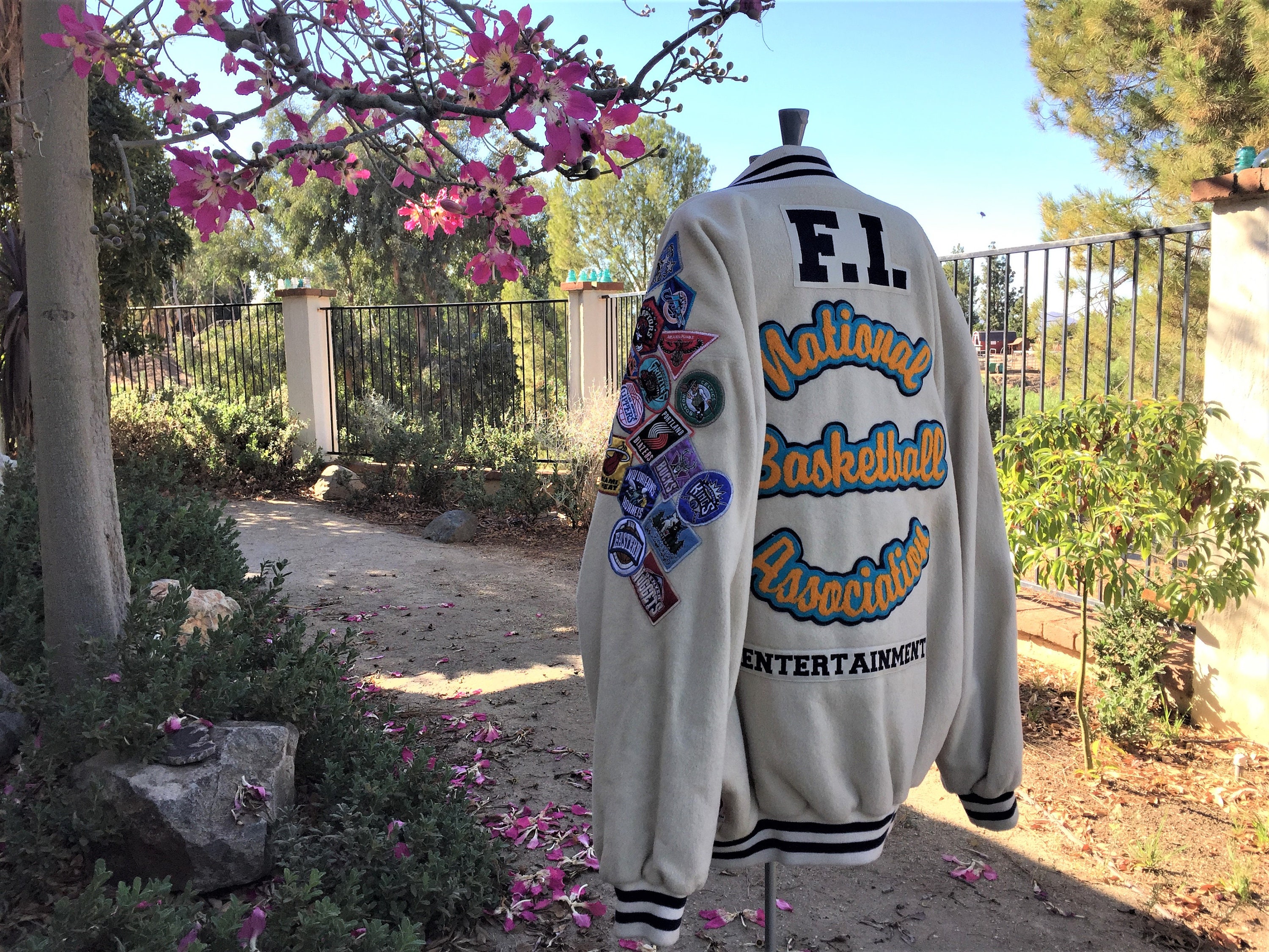 Vintage Jeff Hamilton NBA Hardwood Classics Team Patches Wool Jacket (Size  XXL/XXXL) — Roots