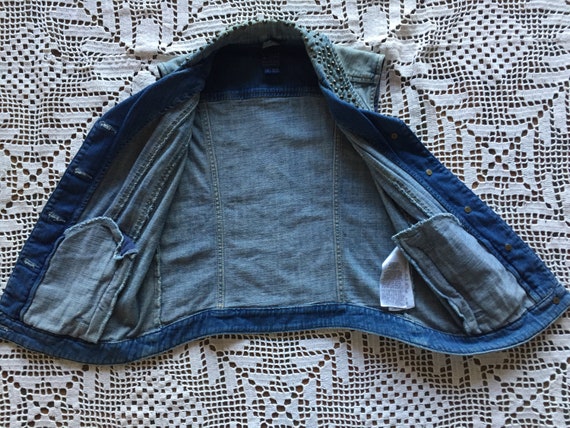 Studded Denim Vest by GUESS Size Small Soft Chamb… - image 8