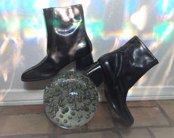 Black Patent Leather Go Go Boots Size 7.5 Measure 10 inches on outside heel to toe 2 inch heels  Perfect for your next Go Go Party