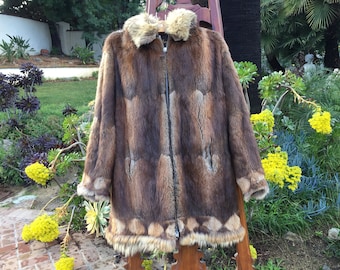 Paul Magder of Toronto Canada Fine Fur Luxury Muskrat Alaska Hooded Parka Size Medium to Large Premium furs, craftsmanship Read all details