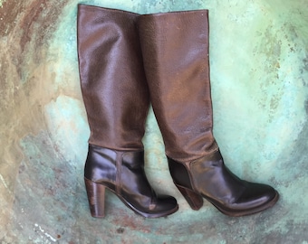 Size 7 EU 38 Brown Suede & Pebbled Leather Knee High Boot  United Colors of Benneton with a 3.5 inch stacked wood heel No Slip Rubber Sole