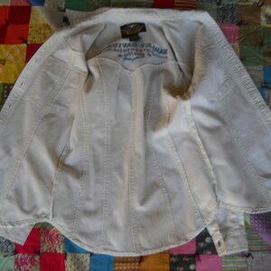 Harley Davidson Off white Denim jacket, unlined. western style yoke, topstitching, turquoise embroidery, Size Extra Small image 7