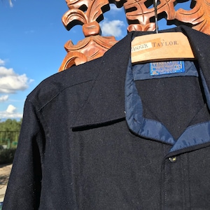 PENDLETON WOOL Button down shirt Size Small to Medium 1940s