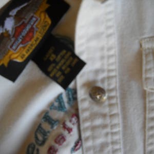 Harley Davidson Off white Denim jacket, unlined. western style yoke, topstitching, turquoise embroidery, Size Extra Small image 8