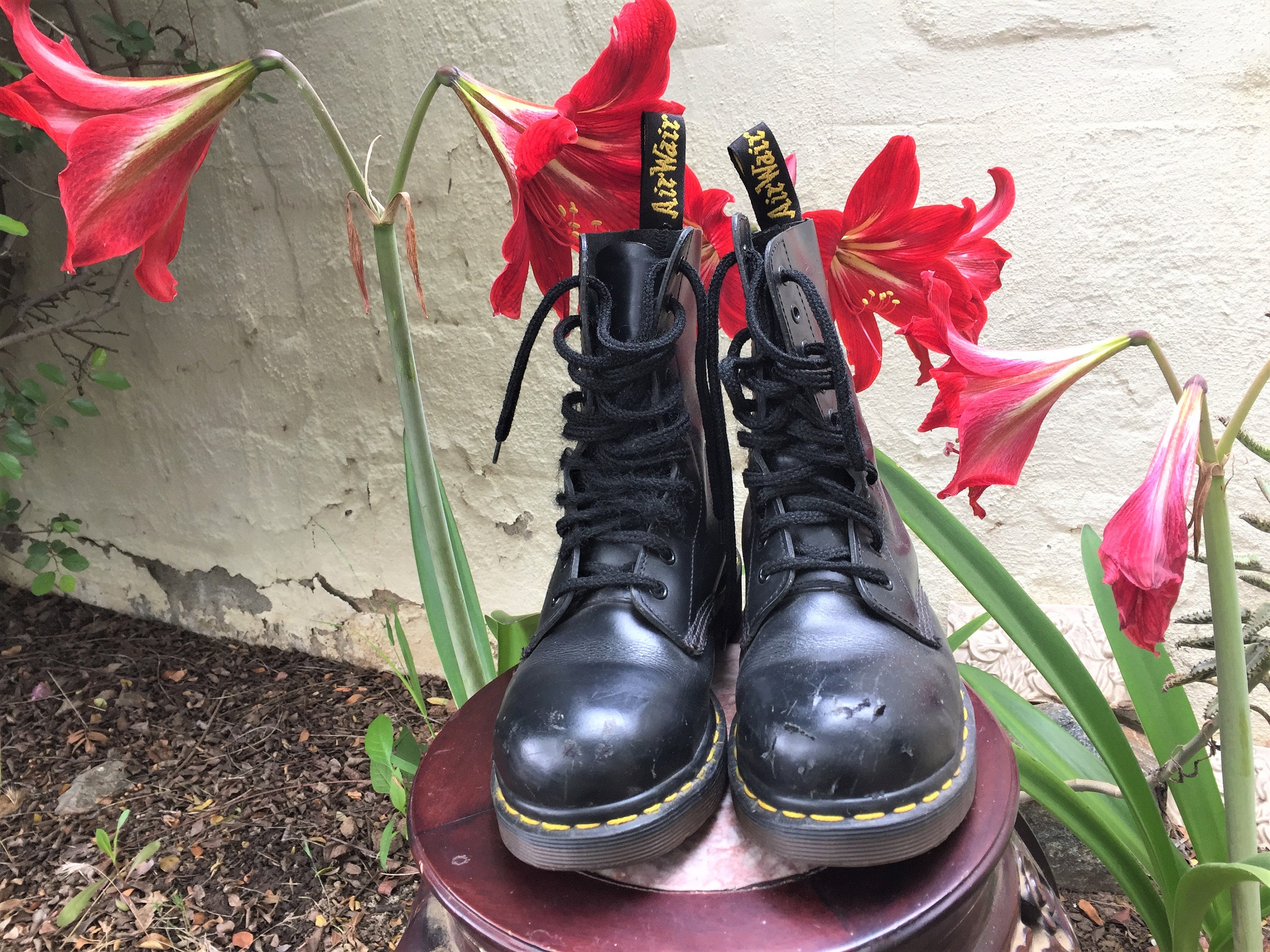 DR MARTENS AIR Wair Heavy Black Leather Ankle Combat Boots DR MARTENS AIR Wair Heavy Black Leather Ankle Combat Boots