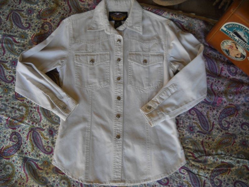Harley Davidson Off white Denim jacket, unlined. western style yoke, topstitching, turquoise embroidery, Size Extra Small image 4