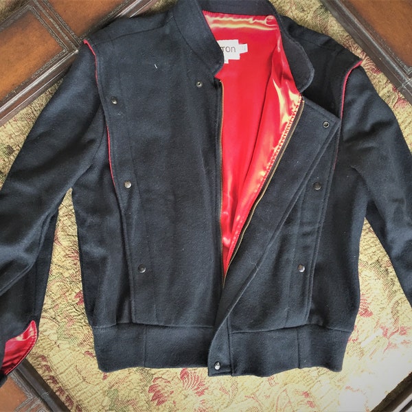 CLASSIC SILTON of California 1970s Navy PREMIUM Wool  Zip up Jacket Size 44 Red Satin Lining Snap Military look front & back