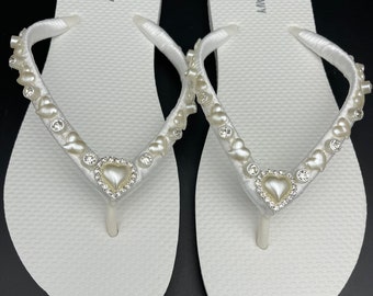 White Bridal Rhinestone and Heart Flip Flops, Wedding Flip Flops, Beach Flip Flops