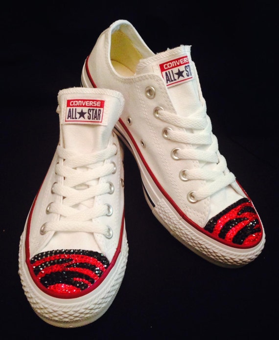 white with red stripe converse
