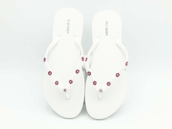 old navy white flip flops