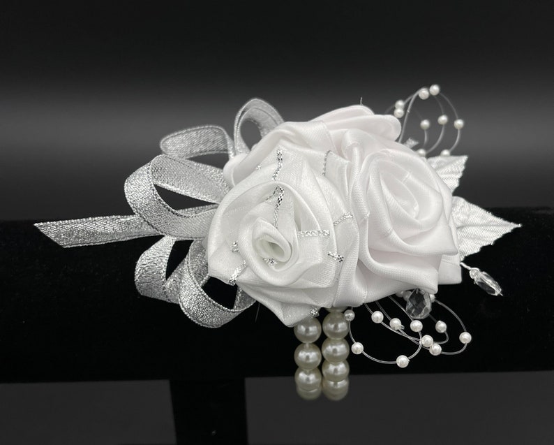 Bridal Wrist Corsage Bridesmaid Corsage Mother#39;s Corsage Whi Bridal Wrist Corsage Bridesmaid Corsage Mother#39;s Corsage Whi