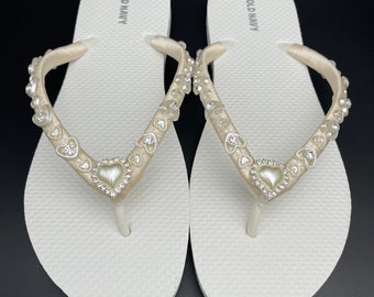 Ivory Bridal Rhinestones and Heart Flip Flops, White Wedding Flip Flops, Beach Flip Flops, Wedding Shoes