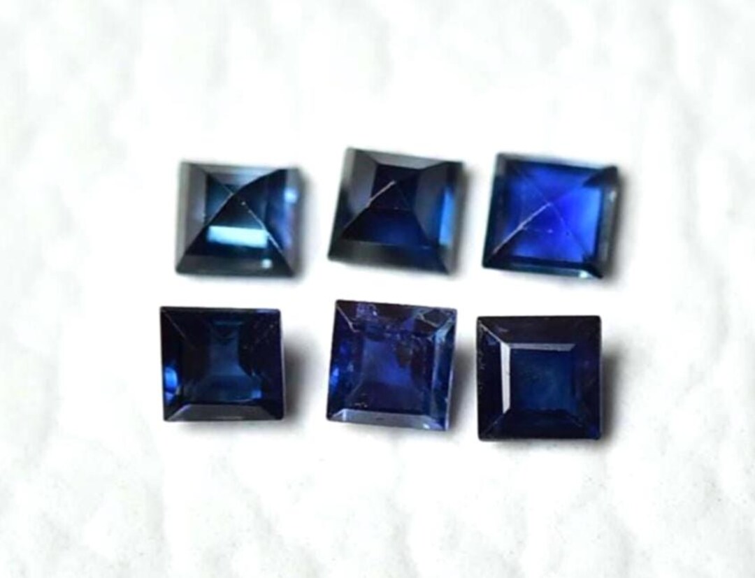 画材 Sapphire Genuine Fine 2 Pieces Natural Sapphire Faceted Gemstone Square Shape 2.5mm 2.7