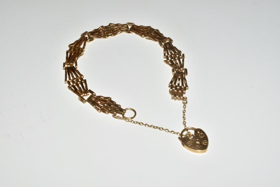 Ladies Vintage 9ct Yellow Gold Gate Link Bracelet… - image 6