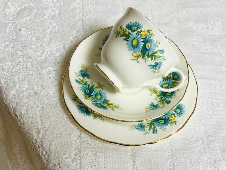 Gainsborough English Fine Bone China Tea cup and saucer set Etsy