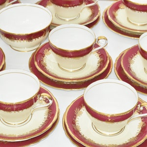 Aynsley Tea Set Teacups & Saucers for Afternoon Tea Cranberry Gold