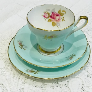 Sutherland Blue Pink Rose Teacup saucer set vintage afternoon tea party