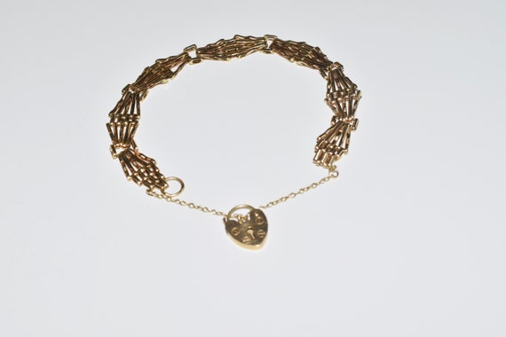 Ladies Vintage 9ct Yellow Gold Gate Link Bracelet… - image 10