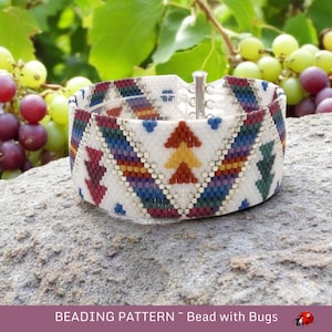 AUTUMN WINDS: A Peyote Stitch Beaded Bracelet Pattern by Bead with Bugs