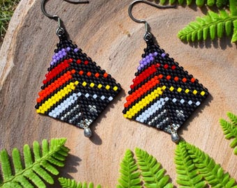 Peyote Stitch, Kite Earring Beading Pattern by Bead with Bugs, Bright Kite